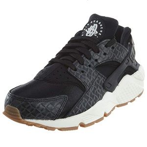 Nike Air Huarache gum sole shoes